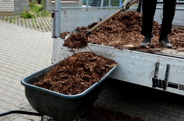 Cypress Mulch Delivery in West Jordan